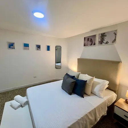 Playero Nuevo Y Moderno En Bocagrande Cartagena